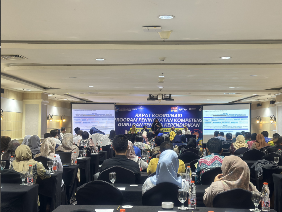 Rapat Koordinasi Program Peningkatan Kompetensi Guru dan Tenaga Kependidikan