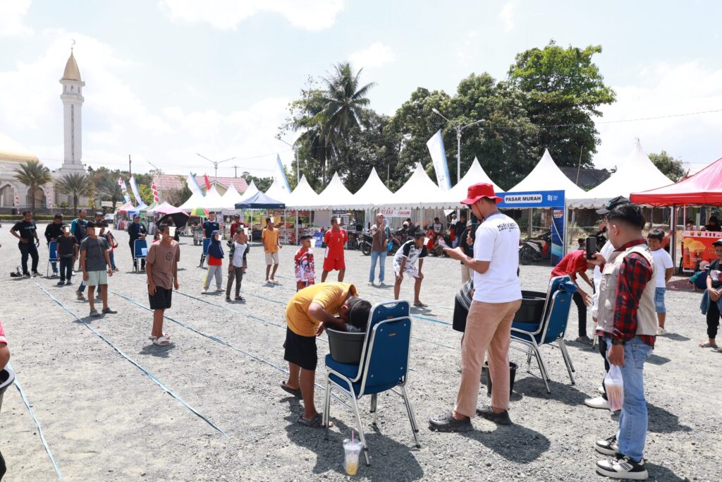 Lomba Estafet Air Meriahkan Aksi Merah Putih HUT ke-81 RI di Tanah Bumbu: Ajang Kekompakan dan Kebersamaan